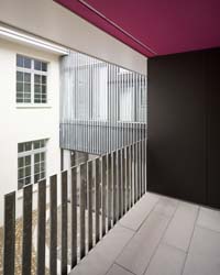 Hirschen, Blick in Innenhof